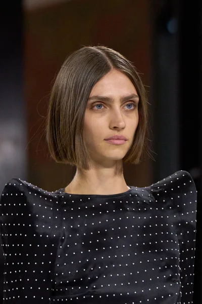 Look 94